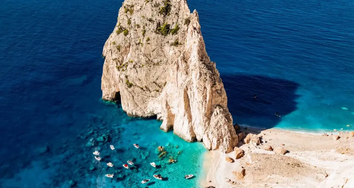 Zakynthos: Ile trwa lot z Twojego miasta? Dokładne czasy!