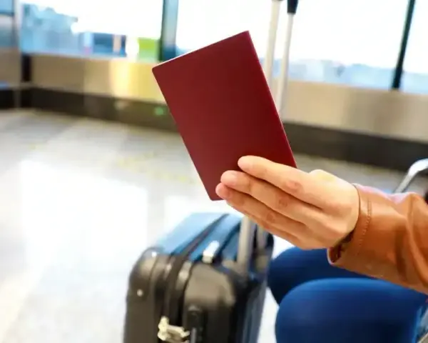 Cypr: Paszport czy dowód? Południe, Północ uniknij problemów!