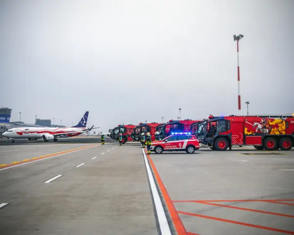 Poznań: Ile lotnisk? 1 pasażerskie, 2 specjalistyczne. Sprawdź!