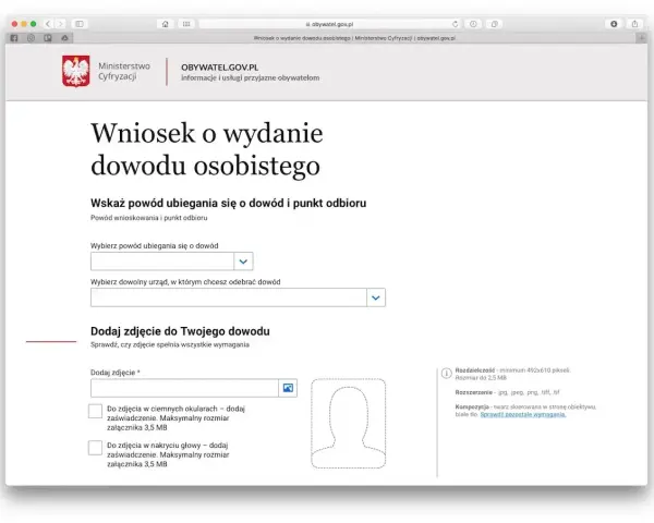 Formularz wniosku o wydanie dowodu osobistego. Wybierasz powód ubiegania się o nowy dokument i urząd, gdzie chcesz go odebrać.